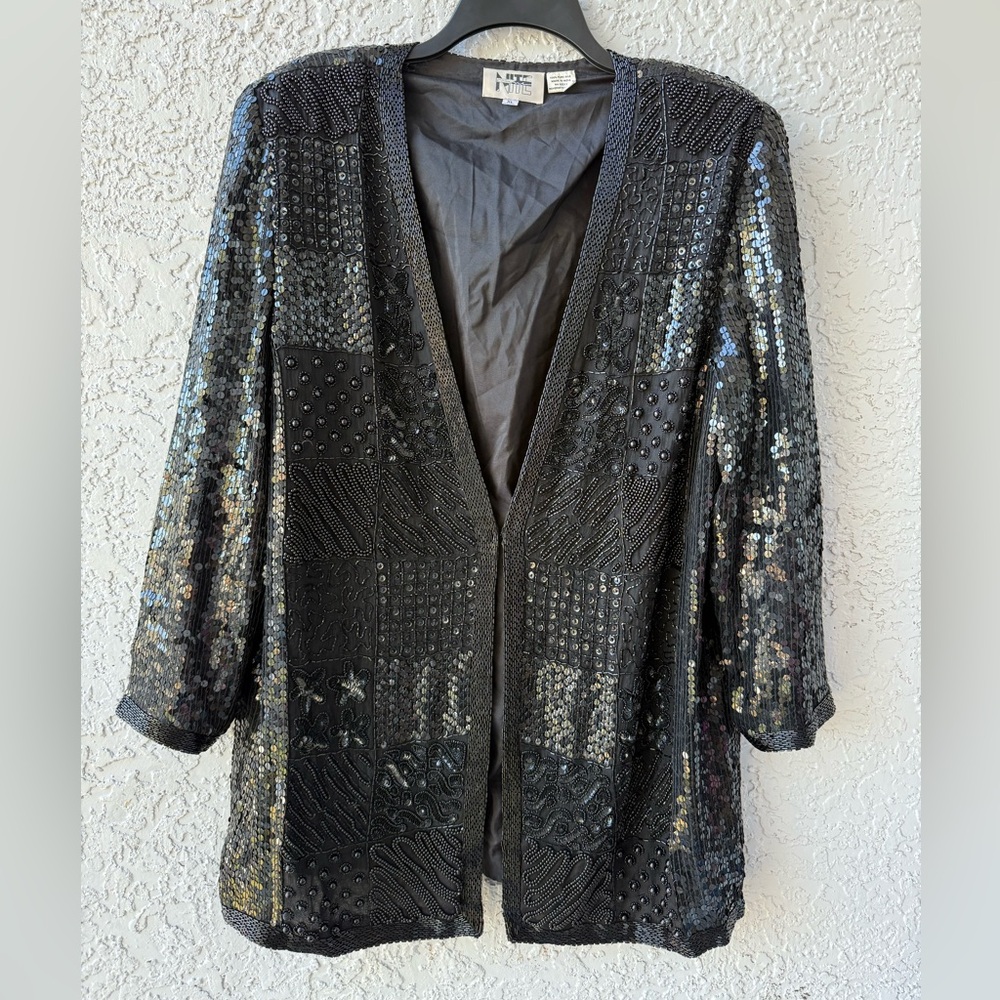 Vintage 1980’s Niteline Women’s Black Silk Beaded Sequined Jacket size XL